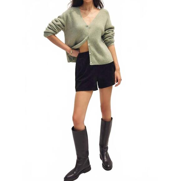 Z SUPPLY Pants - NEW Z SUPPLY tia suede short in black